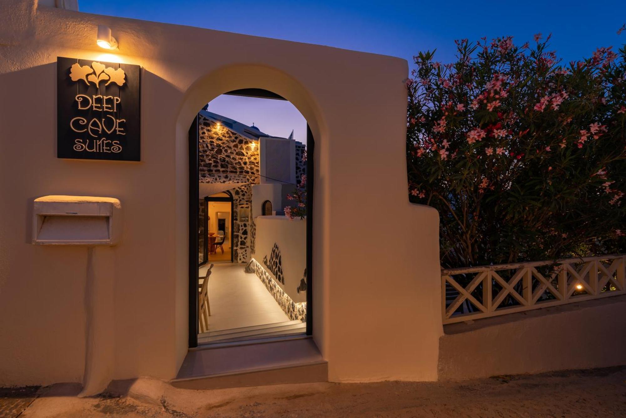 סנטוריני Deep Cave Suites Kontochori מראה חיצוני תמונה