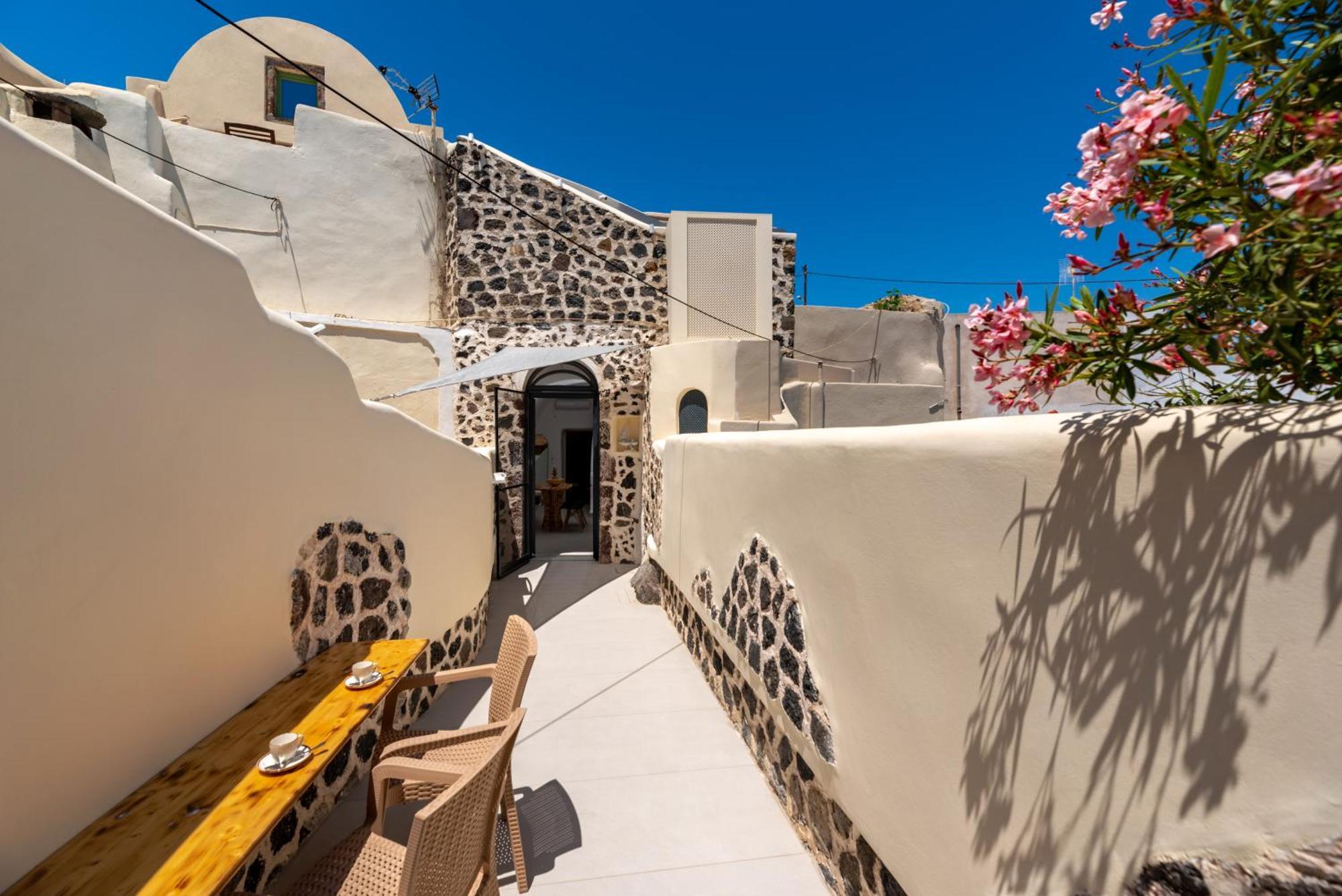 סנטוריני Deep Cave Suites Kontochori מראה חיצוני תמונה
